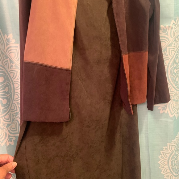 Skirt & jacket - Picture 5 of 16